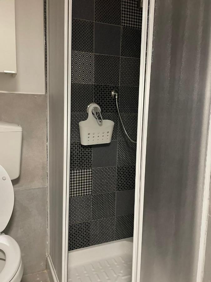 バーリCasaro Stazioneアパートメント エクステリア 写真